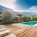 Apartmán Zwei-zimmer-wohnung Mit Seeblick- Grill Und Gemeinschaftspool By Interhome