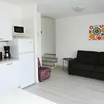 Zwei-zimmer-wohnung Mit Seeblick- Grill Und Gemeinschaftspool By Interhome Malcesine
