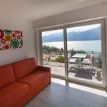 Zwei-zimmer-wohnung Mit Seeblick- Grill Und Gemeinschaftspool By Interhome Malcesine