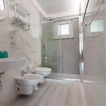 Zwei-zimmer-wohnung Mit Seeblick- Grill Und Gemeinschaftspool By Interhome Malcesine
