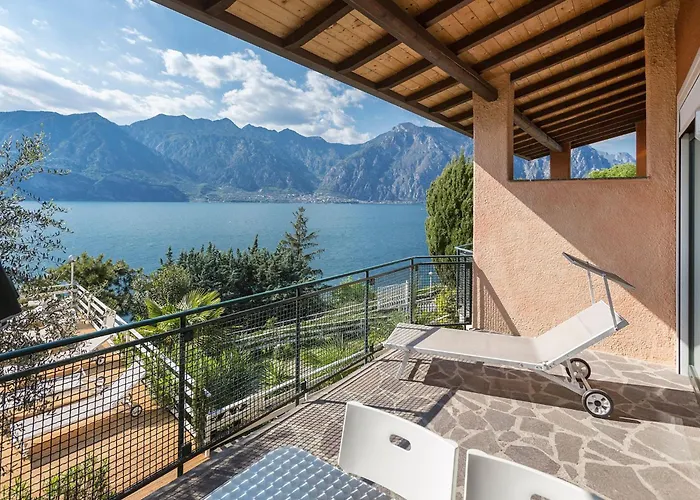 Zwei-zimmer-wohnung Mit Seeblick- Grill Und Gemeinschaftspool By Interhome 아파트